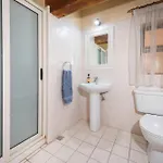 3 Bedroom With Private Pool And Views Σπίτι διακοπών Nadur