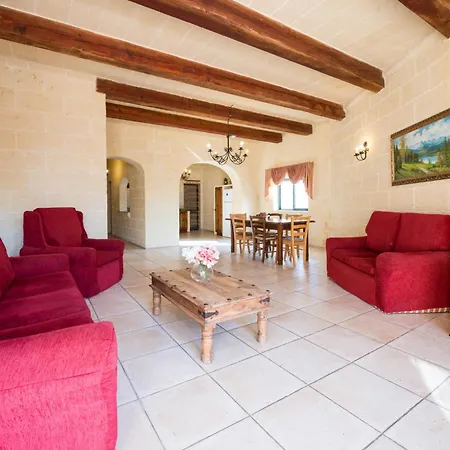 Σπίτι διακοπών 3 Bedroom With Private Pool And Views